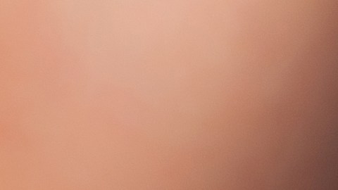 Los astros provocarán que este año, algunas personas deseen tener una aventura.