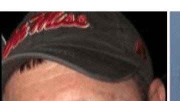 El sospechoso tiene tatuajes que se pueden identificar fácilmente.