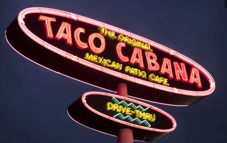 Anuncian cierre de varios Taco Cabana. 
