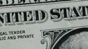 El proceso de 'impeachment' a Trump impacta al dólar en varios mercados.