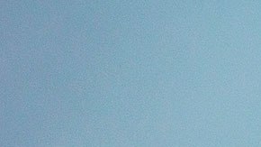 La mujer estaba trabajando en la noche de Año Nuevo para poder tener un poco más de dinero.