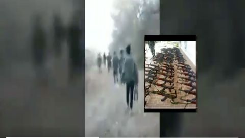 VIDEO: Cártel de Los Viagras presumen decenas de armas que usarán contra el CJNG