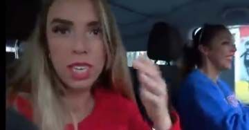 Usuarios de redes consideraron que las youtubers se burlaron de la pobreza.