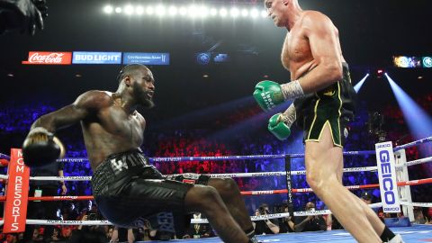 Deontay Wilder sufrió su primer revés como boxeador profesional.