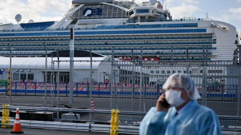 Crucero toma precauciones.