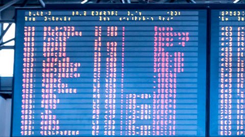 Sin que te des cuenta, los aeropuertos tienen métodos para motivarte a desembolsar más billetes.