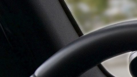 car-1281640_1920