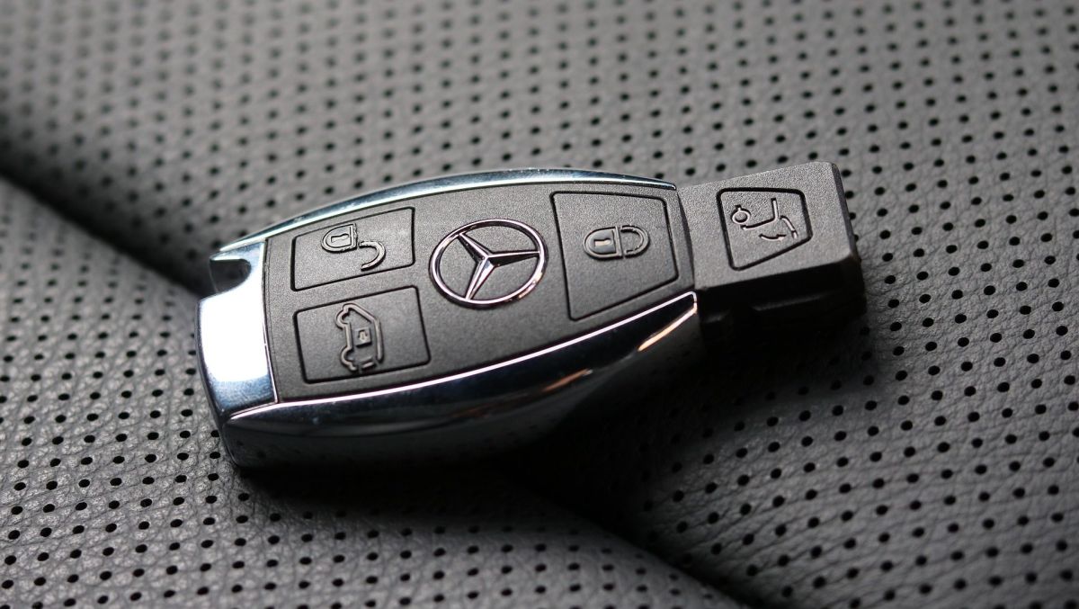 Las llaves de los autos también han presentado cambios hasta convertirse en dispositivos con sensor para hacer funcionar el auto