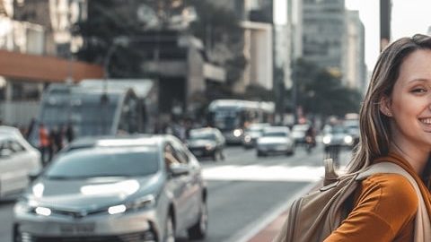 Cómo saber si una Agencia de Viajes es falsa / Créditos: Fotógrafo Guilherme Stecanella vía Unsplash