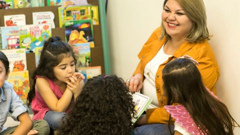 Dina Cervantes espera ser la primera latina en ocupar un asiento en la asamblea representando el distrito 38. (Suministrada)