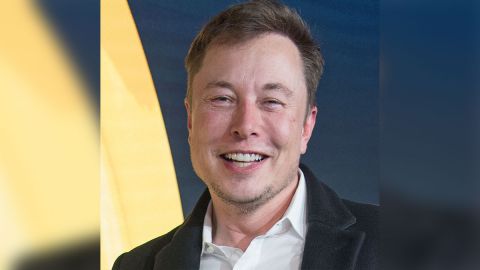 Musk posee aproximadamente el 19% de las acciones de Tesla.