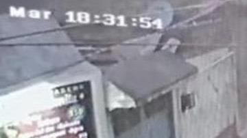 La mujer se llevó a Fátima.