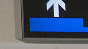 Pasajeros en el control de seguridad del aeropuerto de Miami.