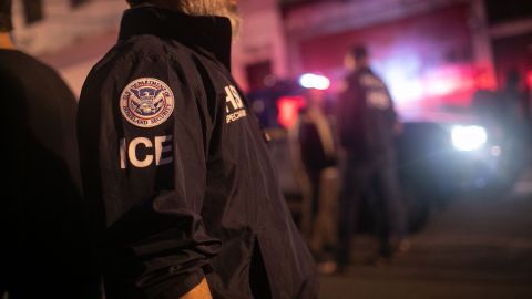 ICE puede realizar operativos casi en cualquier lugar.