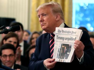 El presidente Trump bromeó con "enmarcar" el periódico.