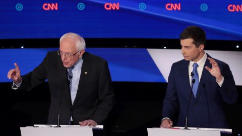 Bernie Sanders y Pete Buttigieg.