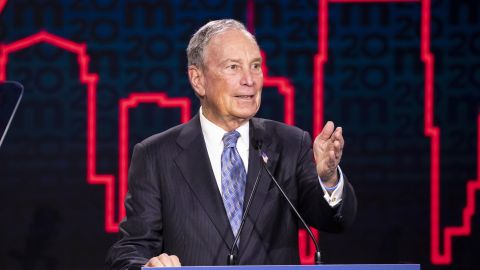 Mike Bloomberg en campaña.