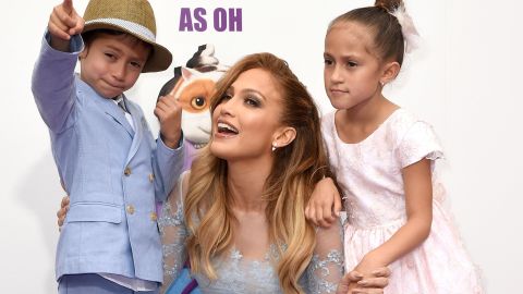Jennifer López junto a Max y Emme.