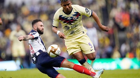 Roger Martínez en la final contra Monterrey.