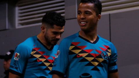 América levantó polémica por su tercer uniforme en azul turquesa.