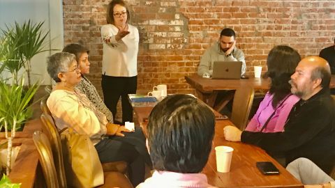 Senadora Ma. Elena Durazo en Café Rebelde el sábado 15 de febrero.