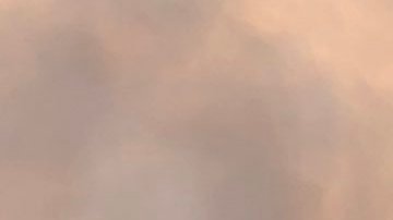 Incendio se extiende rápidamente en Riverside, al este de Los Ángeles.