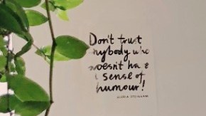 Compartir una vivienda se vuelve una opción para la juventud independiente.