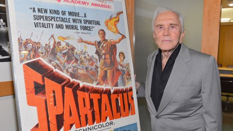 A lo largo de su carrera el actor participó en 90 películas.