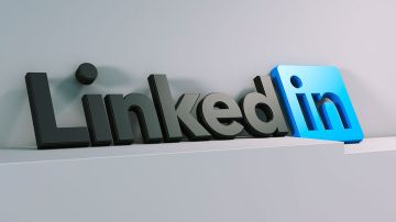 LinkedIn se adapta a las nuevas búsquedas de empleo a distancia.