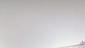 Tanto compradores como vendedores de mansiones aprovechan las bajas tasas hipotecarias.