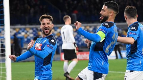 Dries Mertens celebra su golazo ante el Barça.