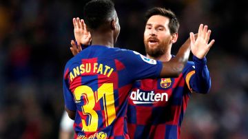 Ansu Fati y Leon Messi se combinaron para dos goles en Valencia.