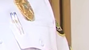 Michael Nates, de 31 años, estuvo casi todo el rato sonriendo en la sala en su primera vista en la corte.