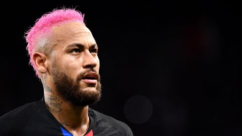 neymar cambia de look