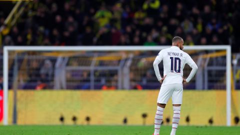 Neymar sigue con una tormentosa relación con su club.