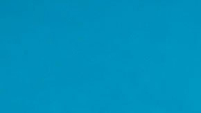 Se supone que la empresa deja a los empleados comerse la comida que está a punto de caducar.