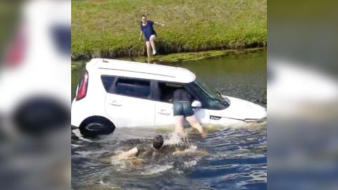 Las imágenes del rescate quedaron captadas en video.