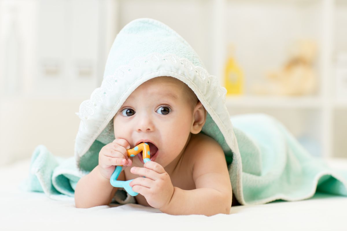 7 consejos para enfrentar la salida del primer diente de tu bebé