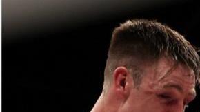 Martínez (derecha) dobló en varias ocasiones al rival.