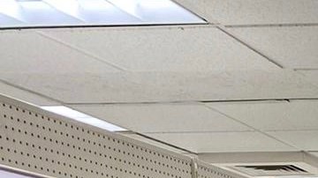 Muchos angelinos como Jerry Ruiz han acudido a las tiendas solo para encontrarse con que todo se agotó. (Cortesía)