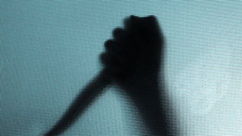 Los psicópatas violentos muestran una indiferencia insensible por las consecuencias de sus acciones.