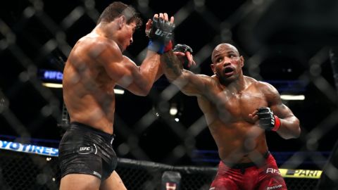 Yoel Romero espera convertirse en campeón mundial medio de UFC.