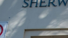 María Castellanoz ha enseñado en la primaria Sherwood por 22 años.