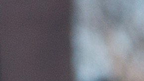 Personal médico realiza la toma de muestras de COVID-19 a un paciente.