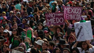 Mercedes Perea y su hija fueron a Ciudad de México a denunciar el acoso.