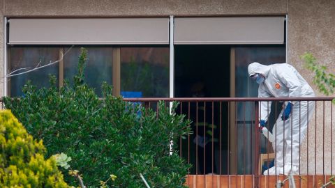 La UME se desplaza a la residencia Santa Oliva de Olesa para desinfectarla