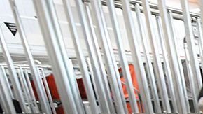 Imagen ilustrativa de un empleado de Amazon.