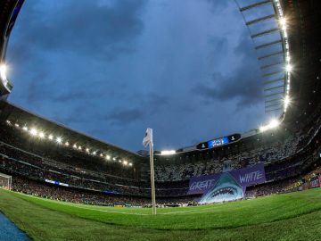 El Santiago Bernabéu se convirtió en un gran centro de aprovisionamiento de material sanitario.