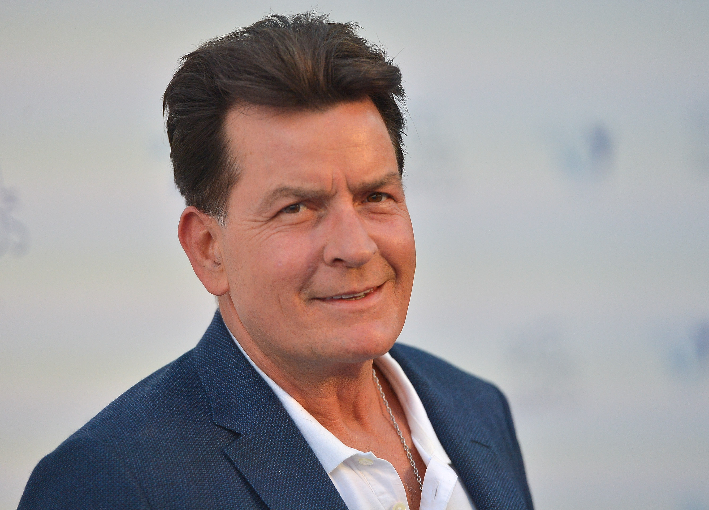 Charlie Sheen - EXCLUSIVE: Charlie Sheen's Doctor Gives HIV Health Update ... - Reddit gives you the best of the internet in one place.
