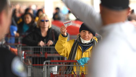 Una de las medidas es intensificar las labores de limpieza.